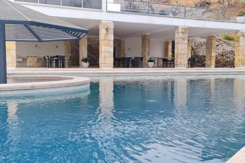 Вилла Residencia Corinto La Cima Frac Burgos Bugambilias Темиско Экстерьер фото